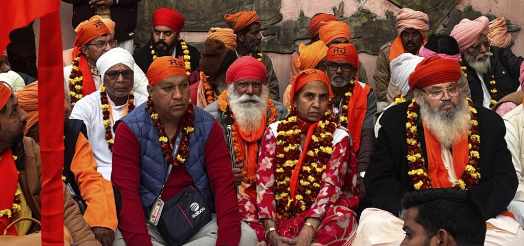 Charanchhoh Ganga Khuralgarh Committee will fully support the government events dedicated to the birth anniversary of Guru Ravidass Maharaj Ji President Sant Surinder Das